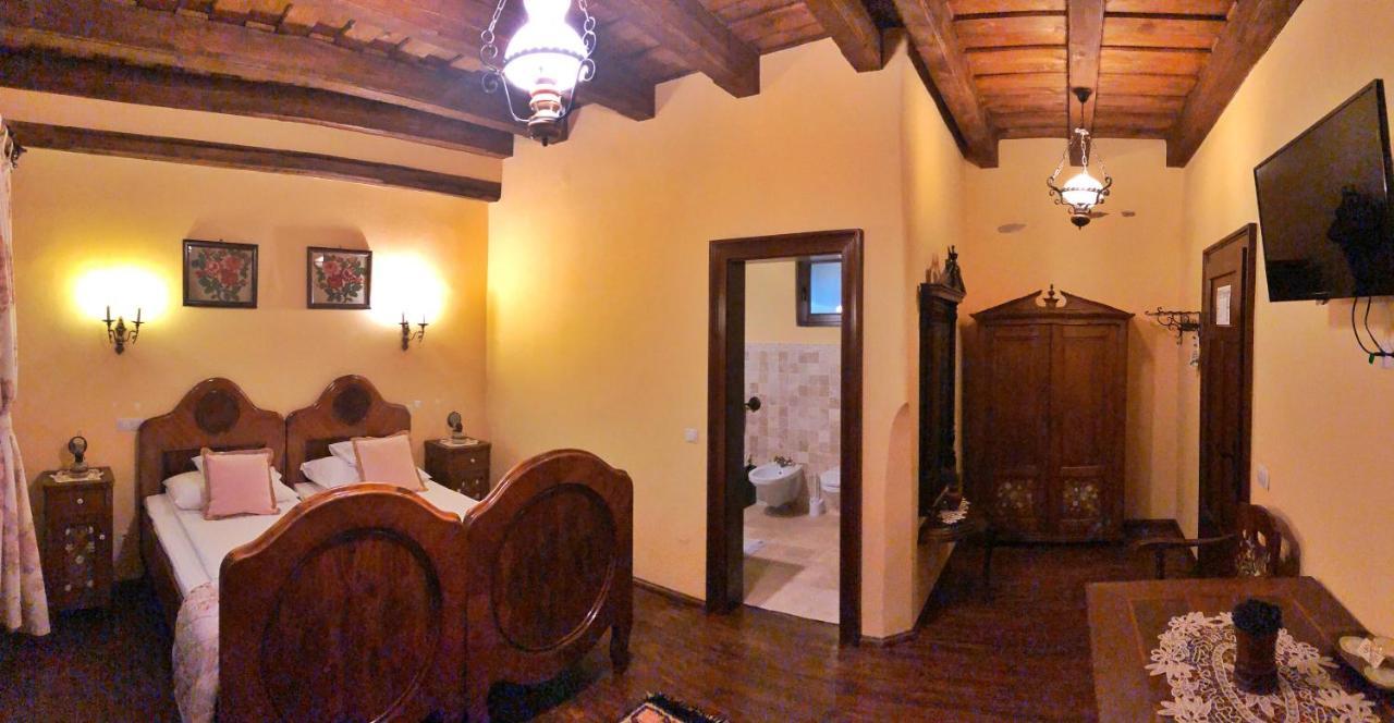 ホテル Casa Bertha シギショアラ エクステリア 写真